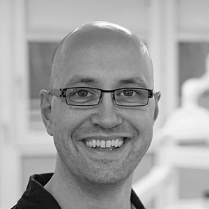 Dr. Kai Frenkert